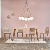 Table à manger design scandinave / en chêne...