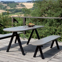 Banc de jardin contemporain / en contreplaqué...