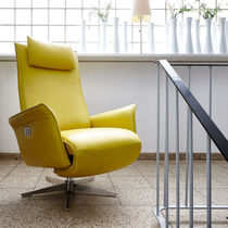 Fauteuil contemporain / en tissu / en cuir...