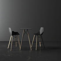 Table mange-debout contemporaine / en bois...