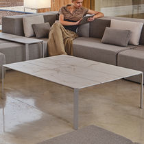 Table basse contemporaine / en aluminium...