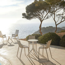 Chaise contemporaine / avec accoudoirs /...