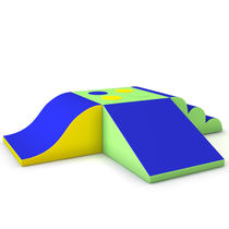 Module en mousse pour parcours de jeux