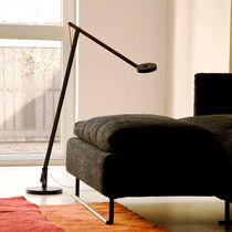 Lampe sur pied / contemporaine / en aluminium...