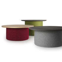 Table basse contemporaine / en béton / en...