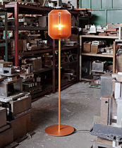 Lampe sur pied / contemporaine / en aluminium...