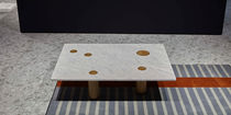 Table basse contemporaine / en chêne / avec...