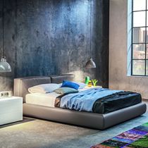 Lit double / contemporain / tapissé / en...