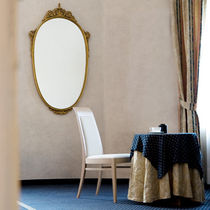 Chaise contemporaine / tapissée / en bois