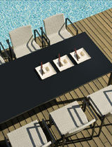 Table contemporaine / en porcelaine / en...