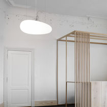 Suspension / en polyéthylène / contemporaine...