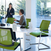 Chaise visiteur contemporaine / avec accoudoirs...