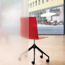 Chaise de restaurant contemporaine / en...