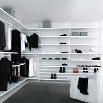 Dressing d'angle / contemporain / en bois...