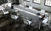 Table de réunion contemporaine / en bois...