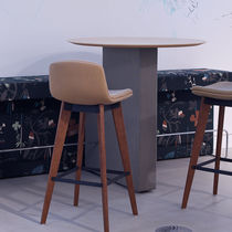 Table mange-debout contemporaine / en bois...