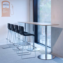 Table mange-debout contemporaine / en métal...