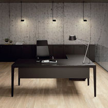 Bureau de direction / en fonte d'aluminium...