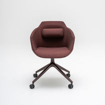 Chaise design / en tissu / pour le télétravail...