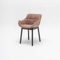 Chaise contemporaine / en tissu / avec piètement...