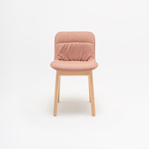 Chaise contemporaine / en tissu / en cuir...