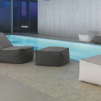 Pouf contemporain / en tissu / carré / de...