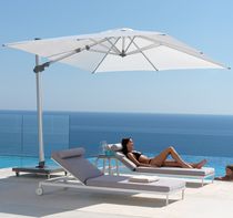 Parasol carré / déporté / en aluminium