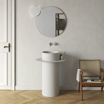 Vasque sur pied / en verre / en Corian®...