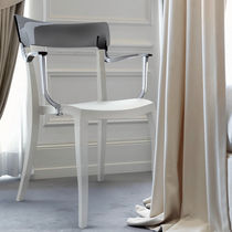 Chaise contemporaine / en polypropylène...