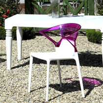 Chaise contemporaine / en polypropylène...