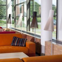 Lampe sur pied / en acier peint / en bouleau...