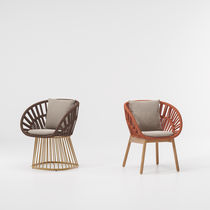 Chaise de salle à manger contemporaine /...
