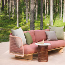 Table d'appoint contemporaine / en teck...