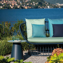 Table d'appoint contemporaine / en teck...