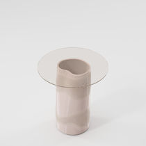Table d'appoint contemporaine / en verre...