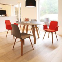 Chaise visiteur contemporaine / avec accoudoirs...