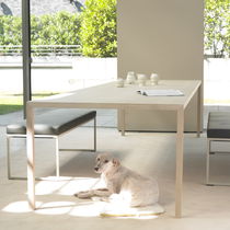 Table à manger contemporaine / en bois /...