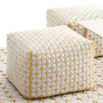Pouf contemporain / en laine / carré / gris