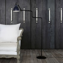 Lampe sur pied / en acier / contemporaine...