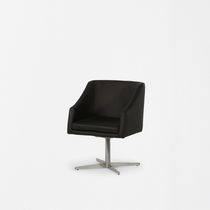 Chaise contemporaine / tapissée / pivotante...