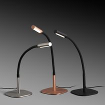 Lampe de table / contemporaine / en aluminium...