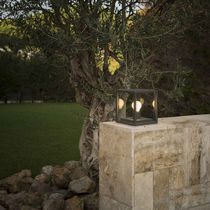 Borne d'éclairage de jardin / contemporaine...