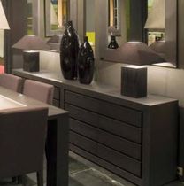 Buffet contemporain / en bois