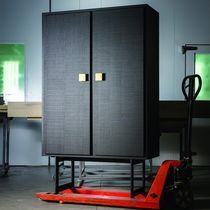 Buffet sur pieds hauts / contemporain /...
