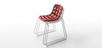 Chaise contemporaine / empilable / en polyéthylène...