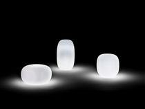 Lampe de sol / contemporaine / en plastique...