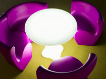 Table bistrot contemporaine / en plastique...