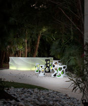 Bar de jardin lumineux
