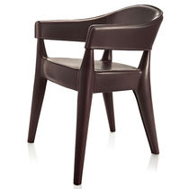 Chaise contemporaine / en cuir / avec accoudoirs
