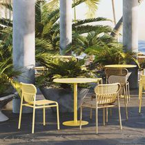 Table bistrot contemporaine / en aluminium...